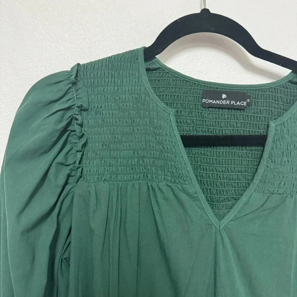 Tuckernuck Pomander Place Ceci Smocked Tiered Mini Dress - Picture 5 of 9